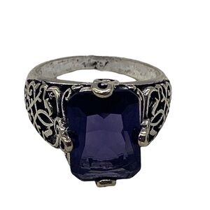 Women’s Fashion Jewelry Ring Purple Size 9